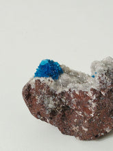 Load image into Gallery viewer, Cavansite Rare Crystal on Matrix CV018