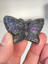 Load image into Gallery viewer, Purple Labradorite Butterfly Carving LA130