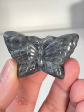 Load image into Gallery viewer, Purple Labradorite Butterfly Carving LA130