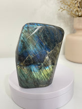 Load image into Gallery viewer, Blue Labradorite Free Form LA145
