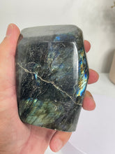 Load image into Gallery viewer, Blue Labradorite Free Form LA145