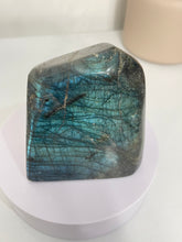 Load image into Gallery viewer, Blue Labradorite Free Form LA146