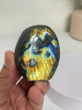 Load image into Gallery viewer, Blue Labradorite Free Form LA158