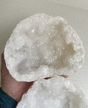 Load image into Gallery viewer, Moroccan Quartz Geode Pair Large (2.5-3kg) QG080