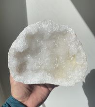 Load image into Gallery viewer, Moroccan Quartz Geode Pair Large (2.5-3kg) QG080