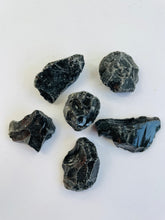 Load image into Gallery viewer, 1 x Raw Black Obsidian Natural Crystal RW09