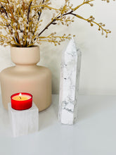 Load image into Gallery viewer, Large Howlite Crystal Tower T996