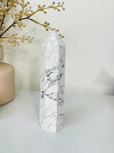 Load image into Gallery viewer, Large Howlite Crystal Tower T997