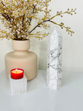 Load image into Gallery viewer, Large Howlite Crystal Tower T997
