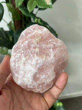 Load image into Gallery viewer, Rose Quartz Raw Crystal RQ040