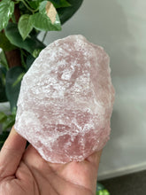 Load image into Gallery viewer, Rose Quartz Raw Crystal RQ043
