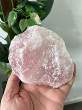 Load image into Gallery viewer, Rose Quartz Raw Crystal RQ043