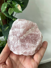 Load image into Gallery viewer, Rose Quartz Raw Crystal RQ038