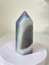 Load image into Gallery viewer, Agate Tower Druzy T206a
