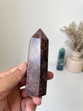 Load image into Gallery viewer, Garnet Crystal Tower T261a
