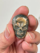 Load image into Gallery viewer, Blue Labradorite Skull Carving LA122