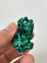 Load image into Gallery viewer, Raw Velvet Malachite Natural High Grade ML105