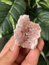 Load image into Gallery viewer, Pink Amethyst Geode PA029