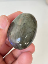Load image into Gallery viewer, Purple Labradorite Crystal Palm Stones LA164