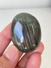 Load image into Gallery viewer, Purple Labradorite Crystal Palm Stones LA164