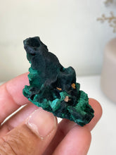 Load image into Gallery viewer, Raw Velvet Malachite Natural High Grade ML080
