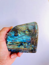 Load image into Gallery viewer, Blue Labradorite Free Form LA104