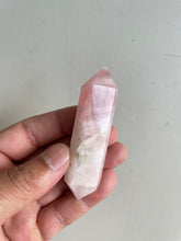Load image into Gallery viewer, Rose Quartz DT Crystal High Grade T863