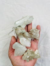 Load image into Gallery viewer, Himalayan quartz Pack Of 5 Crystal K151