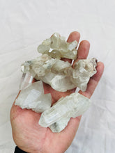 Load image into Gallery viewer, Himalayan quartz Pack Of 5 Crystal K151