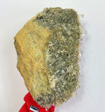 Load image into Gallery viewer, 5.8 KG Water Clear Himalayan Quartz Clusters Q866