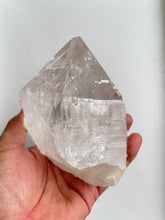 Load image into Gallery viewer, Himalayan Quartz Crystal Natural Q302
