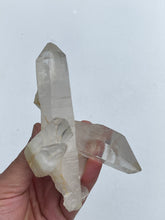 Load image into Gallery viewer, Himalayan Quartz Natural Q533