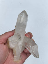 Load image into Gallery viewer, Himalayan Quartz Natural Q533
