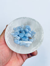 Load image into Gallery viewer, Selenite Crystal Bowl SN024 x 1