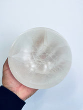 Load image into Gallery viewer, Selenite Crystal Bowl 15cm SN025 x 1