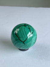 Load image into Gallery viewer, Malachite Natural Sphere S054