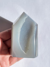 Load image into Gallery viewer, Agate Tower Druzy T436