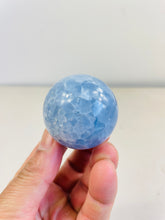 Load image into Gallery viewer, Blue Calcite Sphere S190 x 1