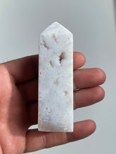 Load image into Gallery viewer, Druzy White Agate Tower T164
