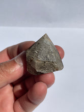 Load image into Gallery viewer, Garden Quartz Crystal Tower Small T489