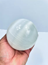Load image into Gallery viewer, Selenite Crystal Sphere Large 10cm x 1 (SN028)