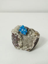 Load image into Gallery viewer, Cavansite Rare Crystal on Matrix CV017
