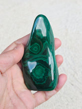Load image into Gallery viewer, Malachite Natural Free Form ML100
