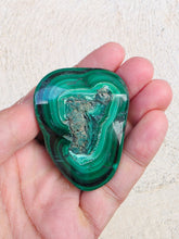 Load image into Gallery viewer, Malachite Natural Free Form ML101
