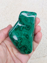 Load image into Gallery viewer, Malachite Natural Free Form ML103
