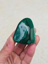 Load image into Gallery viewer, Malachite Natural Free Form ML109
