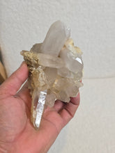 Load image into Gallery viewer, Golden Himalayan Quartz High-Grade Natural Cluster Q440a
