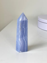 Load image into Gallery viewer, Blue Lace Agate Tower High Grade T180a

