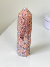 Load image into Gallery viewer, Pink Agate Tower High Grade T193a
