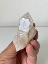 Load image into Gallery viewer, Himalayan Quartz Crystal /Clusters Q002 x 1
